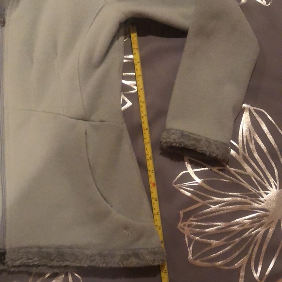 Athleta medium gray fleece jacket, like new! - Picture 4 of 6